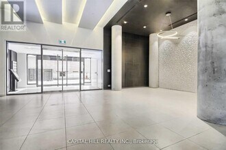 158 Front St E in Toronto, ON - Building Photo - Building Photo