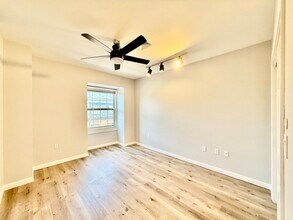 47 Berlin St, Unit 2 in Quincy, MA - Building Photo - Building Photo