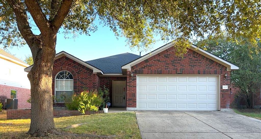 1109 Glendalough Dr in Pflugerville, TX - Building Photo