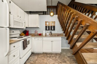 962 Pavilion St in Cincinnati, OH - Building Photo - Building Photo