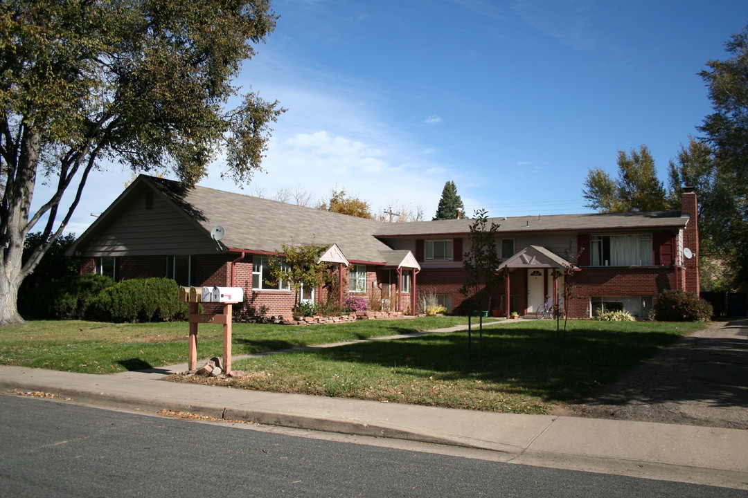 4365 Comanche Dr in Boulder, CO - Foto de edificio