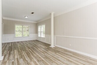 3833 Misty Lake in Ellenwood, GA - Foto de edificio - Building Photo