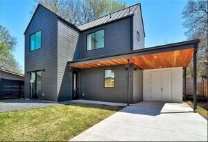 2423 Wilson St in Austin, TX - Building Photo