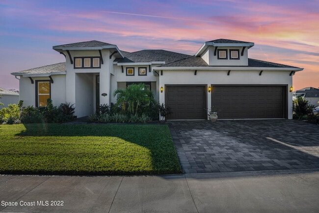property at 1190 Aranceto Cir
