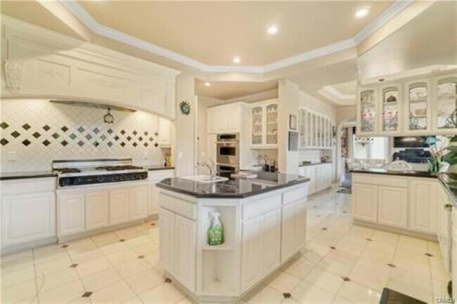 property at 22537 N Summit Ridge Cir