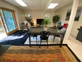 5102 Warren Plz NW, Unit # 3 in Washington, DC - Building Photo