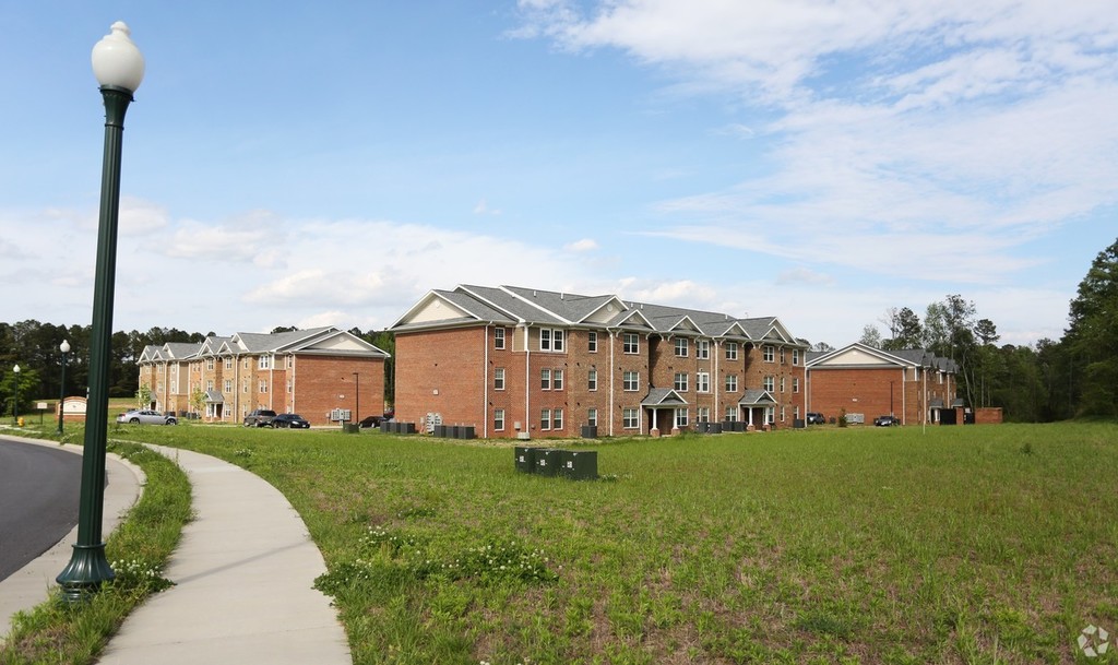 Cavalier Apartments II Petersburg, VA Apartments