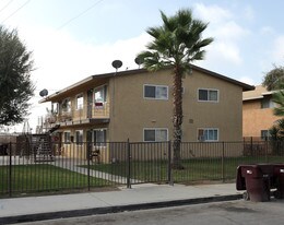 Sunvillage Apartments