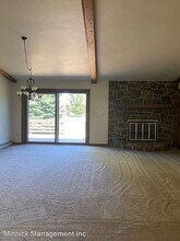 22 Riverside Dr in Bozeman, MT - Building Photo - Building Photo