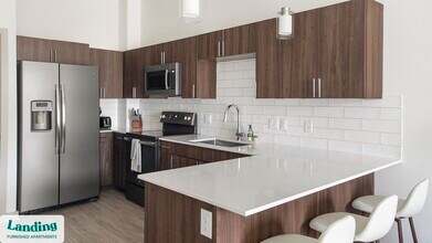 4811 Woodrow Ave, Unit 109 in Austin, TX - Building Photo - Building Photo