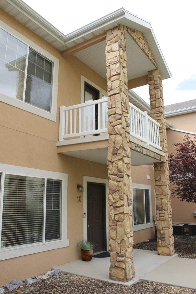 property at 1145 Canyon Meadow Dr