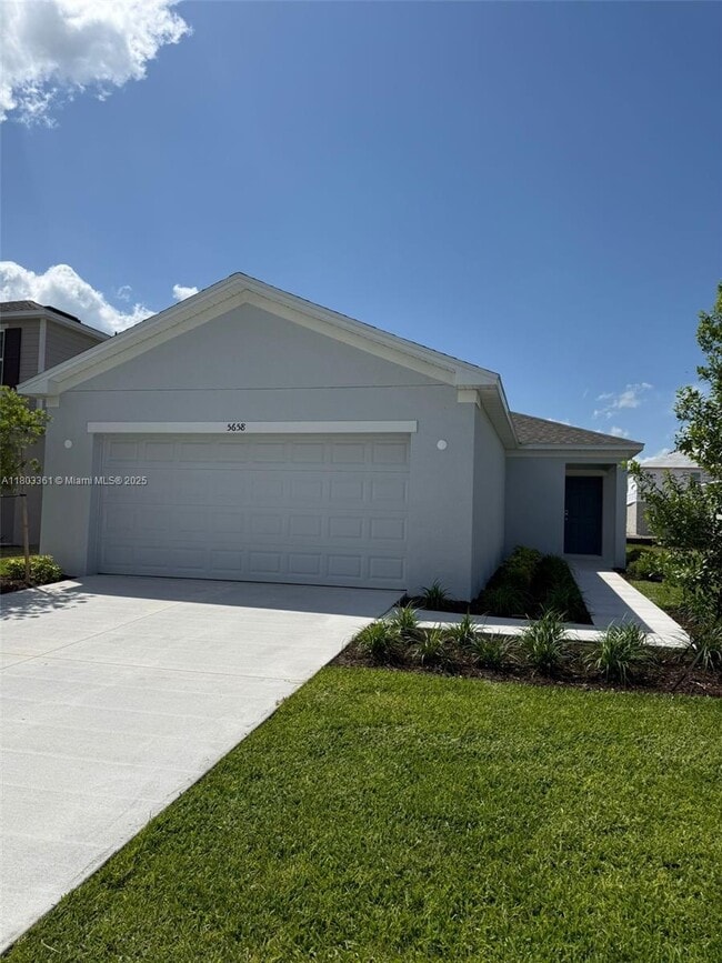 5658 Nispero Wy in Kissimmee, FL - Building Photo - Building Photo