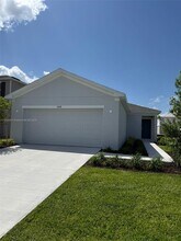 5658 Nispero Wy in Kissimmee, FL - Foto de edificio - Building Photo