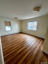 147 Helen St in Bridgeport, CT - Building Photo - Building Photo