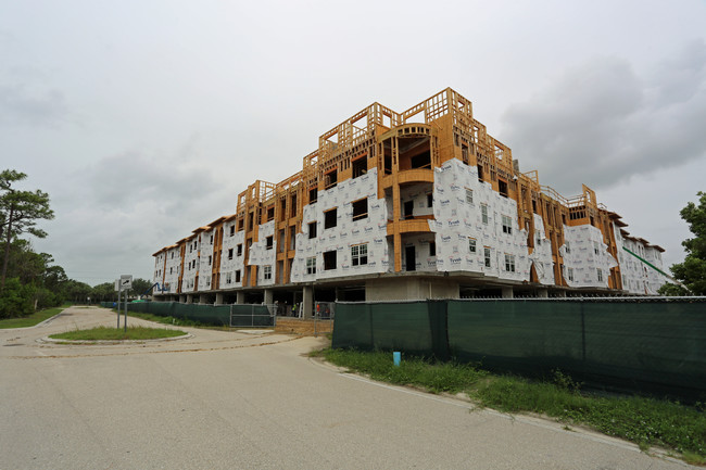 Diamond Oaks Village in Bonita Springs, FL - Building Photo - Building Photo