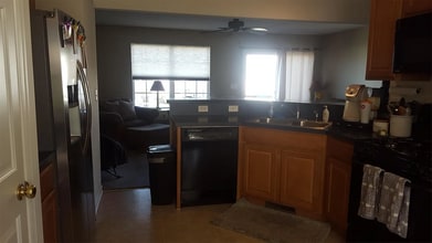 247 Cartledge Ln in Millersville, PA - Building Photo - Building Photo