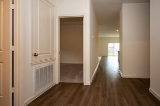 5903 Grantgrala Dr in Katy, TX - Foto de edificio - Building Photo