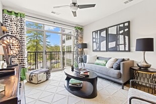 Vista Wilde Lake in Columbia, MD - Building Photo