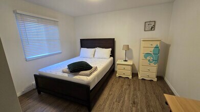 13731 115 Av in Surrey, BC - Building Photo - Building Photo