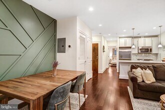 3937 Davis Pl NW in Washington, DC - Building Photo - Building Photo