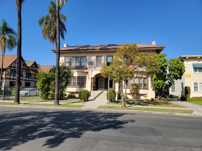 1139 W 27th St in Los Angeles, CA - Building Photo - Primary Photo