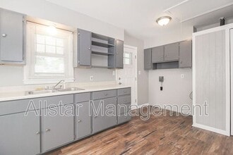 15708 Puritas Ave in Cleveland, OH - Building Photo - Building Photo