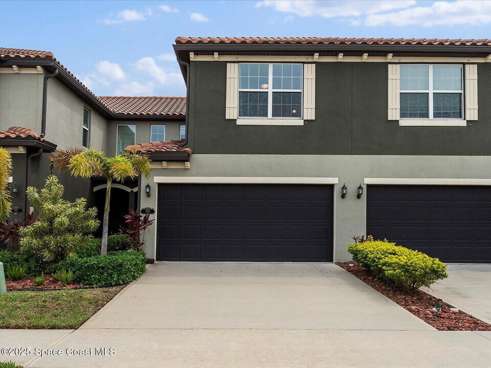 719 Simeon Dr in Satellite Beach, FL - Building Photo