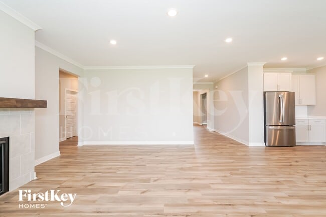 3602 Chalmers Dr in Bargersville, IN - Foto de edificio - Building Photo