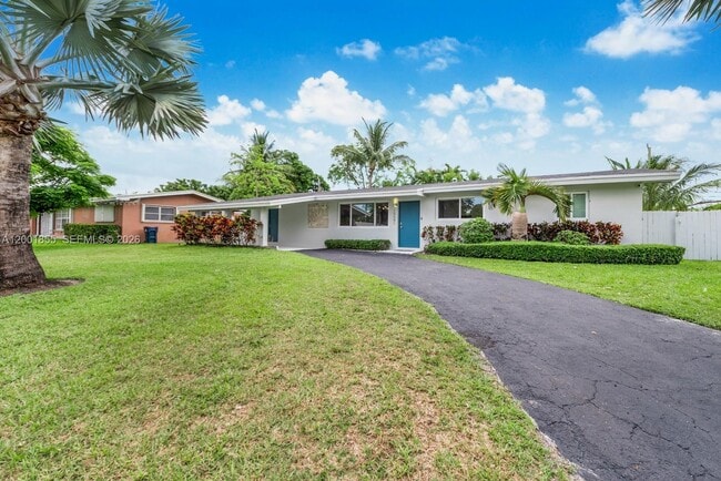 property at 18641 Belview Dr