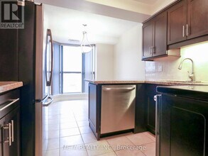 67 Caroline St S in Hamilton, ON - Building Photo - Building Photo