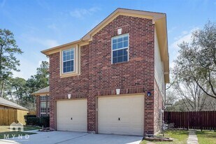 32003 Ashton Ln in Pinehurst, TX - Building Photo