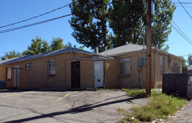 1433 Kenton St in Aurora, CO - Building Photo - Building Photo