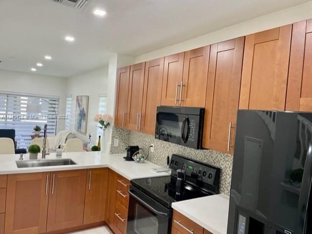 447 SW 122nd Ter in Pembroke Pines, FL - Building Photo - Building Photo