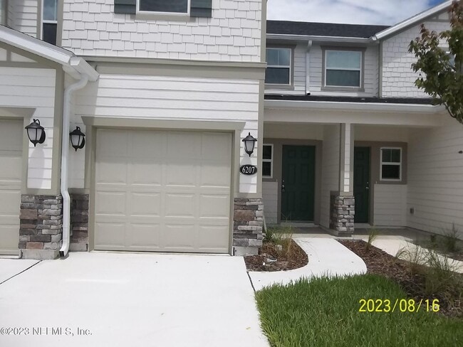 6207 Ryegrass St in Jacksonville, FL - Building Photo - Building Photo
