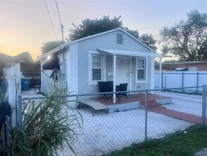 5714 NW 21st Ave in Miami, FL - Building Photo - Building Photo