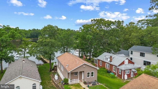 332 Riverside Dr in Pasadena, MD - Building Photo - Building Photo
