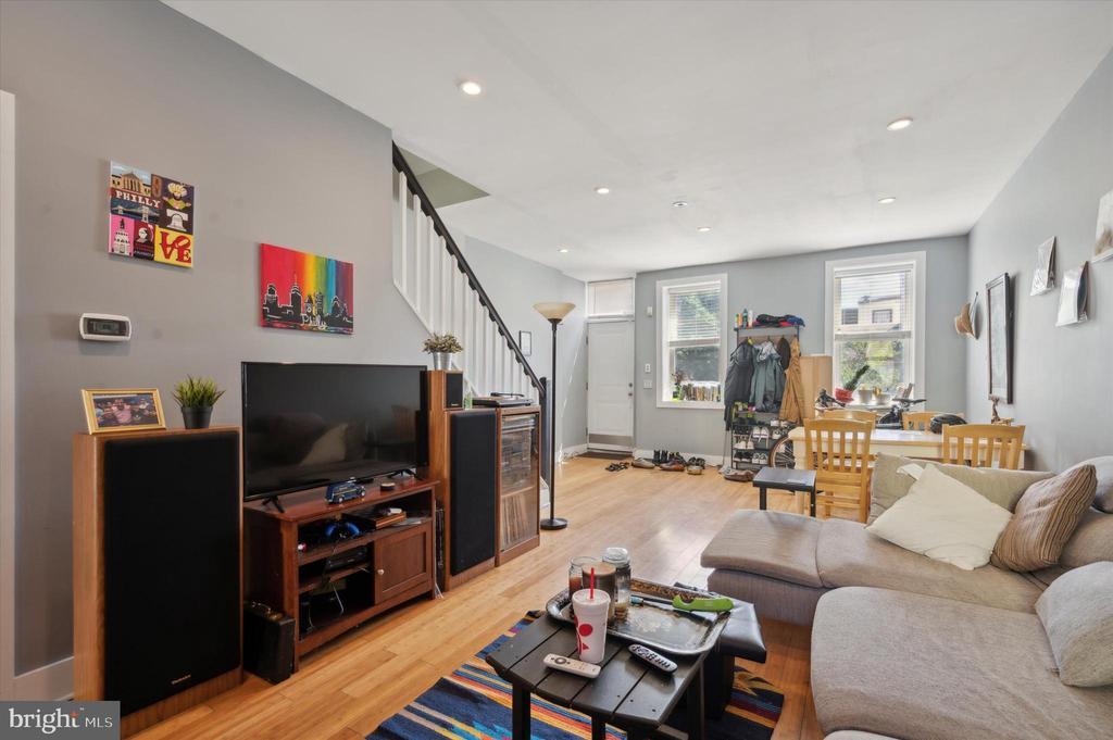 1126 S 15th St in Philadelphia, PA - Building Photo