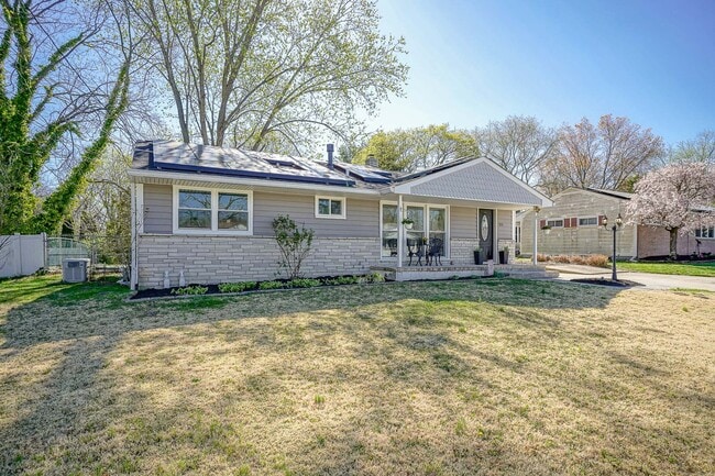 311 Oakwood Dr in Newfield, NJ - Foto de edificio - Building Photo