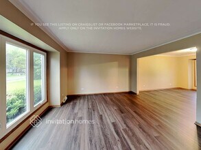 721 Westshore Dr in Shorewood, IL - Building Photo - Building Photo