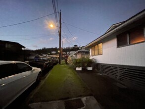 212 Pakohana St in Honolulu, HI - Building Photo - Building Photo