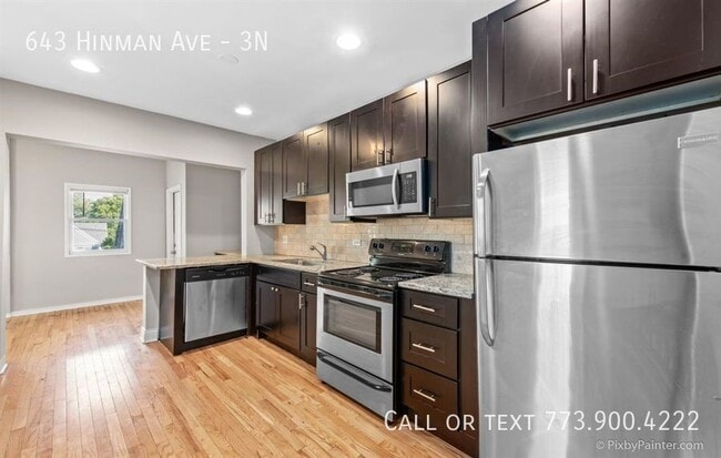 643 Hinman in Evanston, IL - Foto de edificio - Building Photo