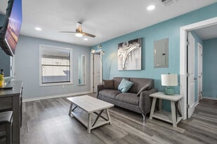 2620 Arbor St in Houston, TX - Building Photo