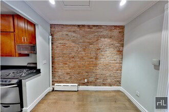 Renovated Upper East Side 3-Bedroom with N in New York, NY - Building Photo - Building Photo