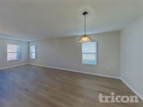 10614 Massimo Dr, Unit 630 in Wimauma, FL - Foto de edificio - Building Photo