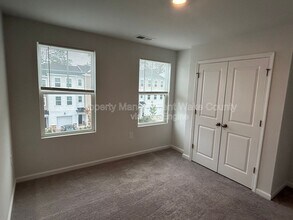 1041 Shoreside Dr in Durham, NC - Building Photo - Building Photo