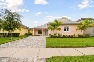 2973 Breezy Meadows Dr in Clearwater, FL - Building Photo - Building Photo