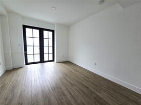 4100 SW 64th Ave, Unit 312 in Davie, FL - Building Photo