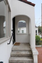 2915 SE Alder St in Portland, OR - Building Photo - Building Photo