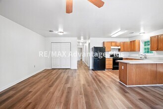 809 Griffin Blvd-Unit -Unit B in Farmville, VA - Foto de edificio - Building Photo