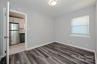 1229 Effingham Rd in Charlotte, NC - Building Photo - Building Photo